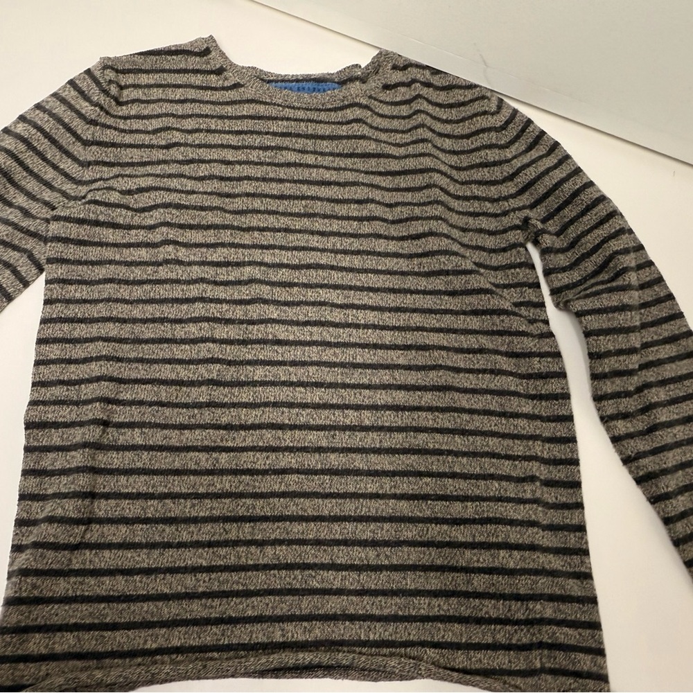 Boys Knitwear Crewneck Grey and Black Striped Sweater - Size 5-6